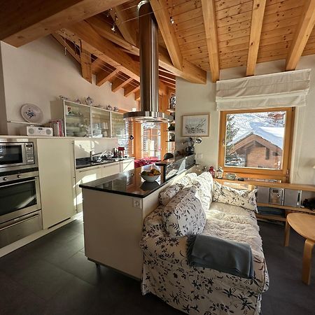 Modern Self-Catering Apartment With Matterhorn Views Zermatt Ngoại thất bức ảnh